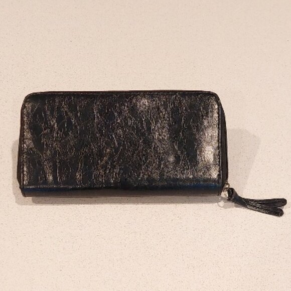 "UNLISTED" by Kenneth Cole Black Zip-Around Wallet - Picture 2 of 15